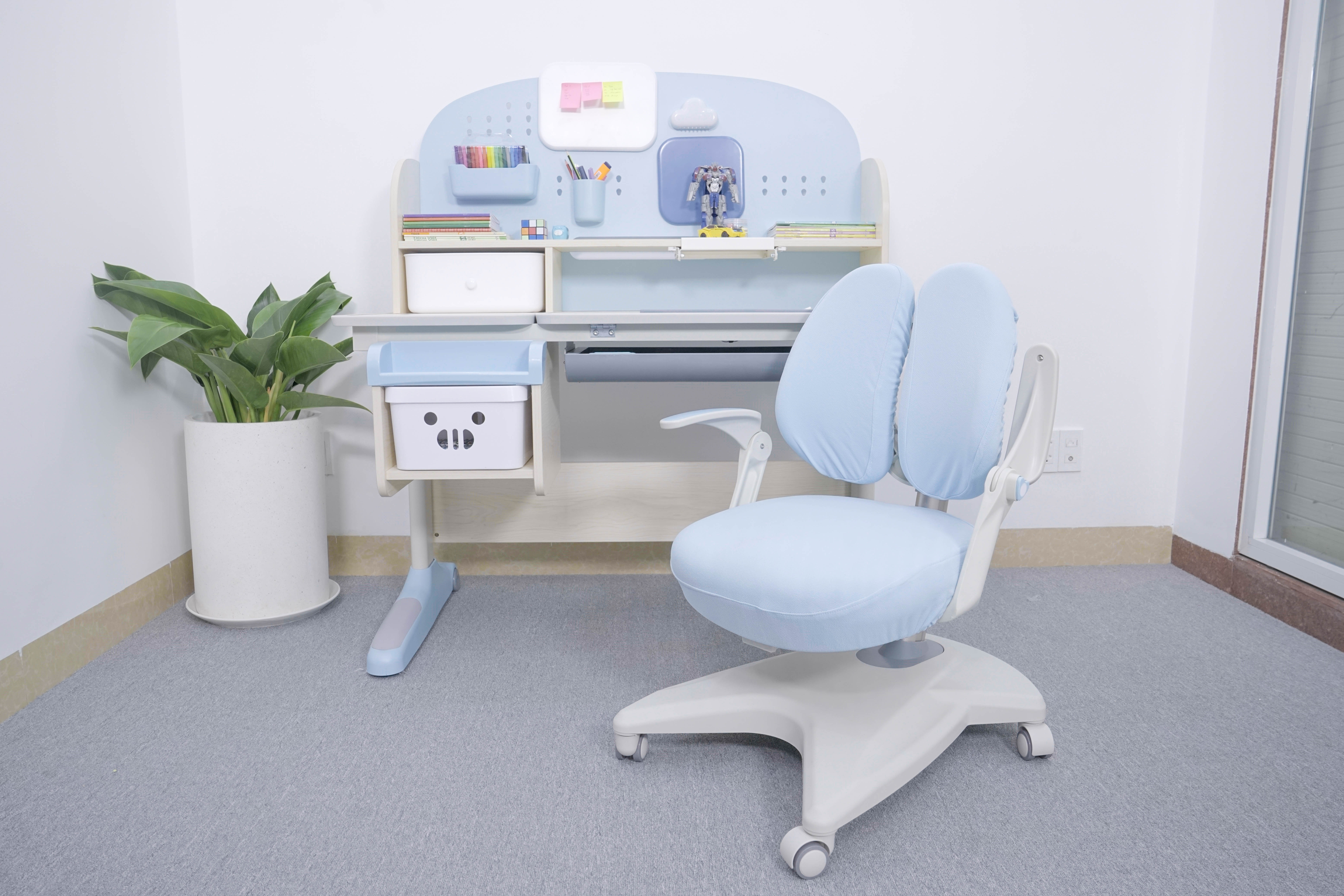 ban_hoc_chong_gu_chong_can_thi_01