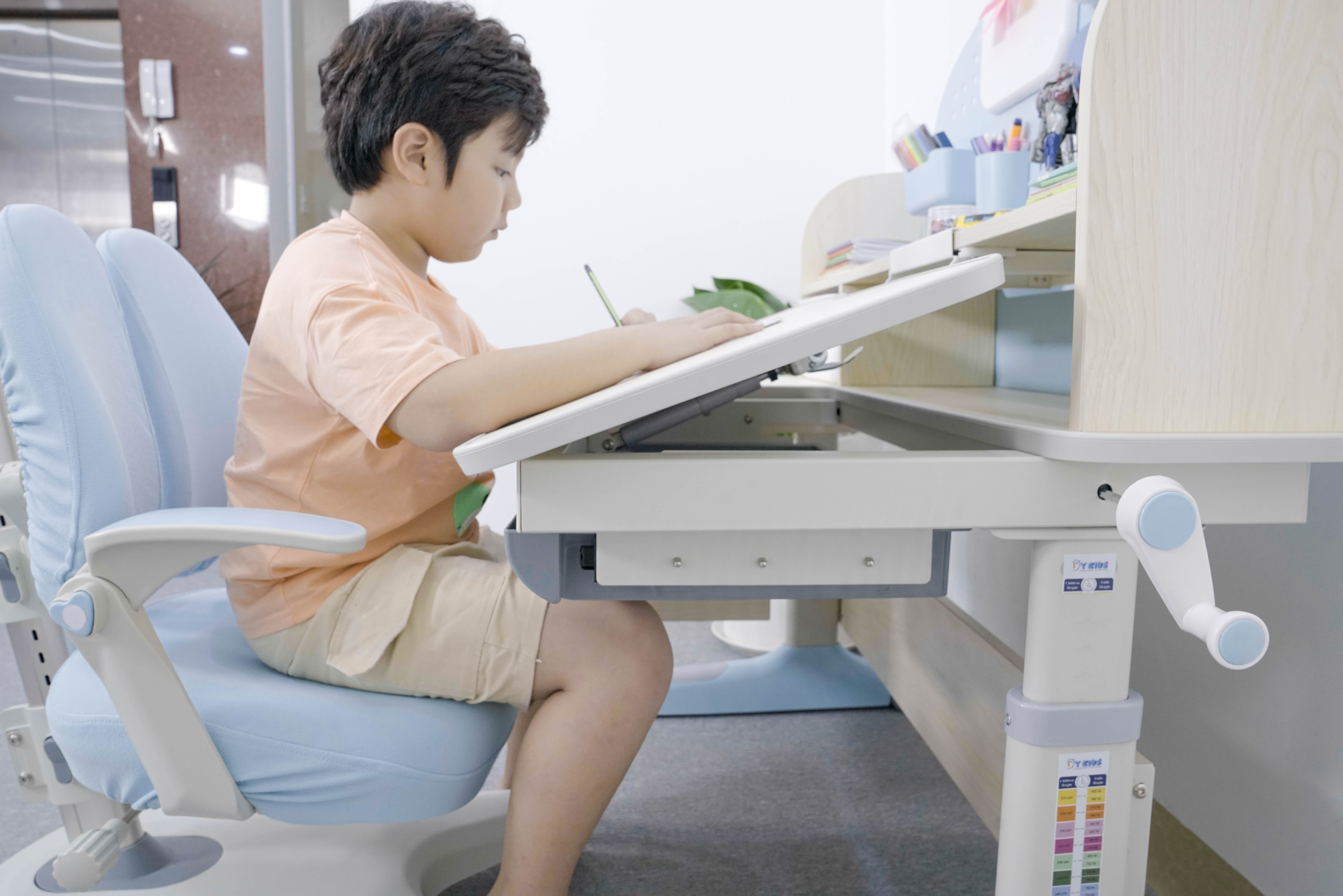 hoc-online-trong-mua-covid-2